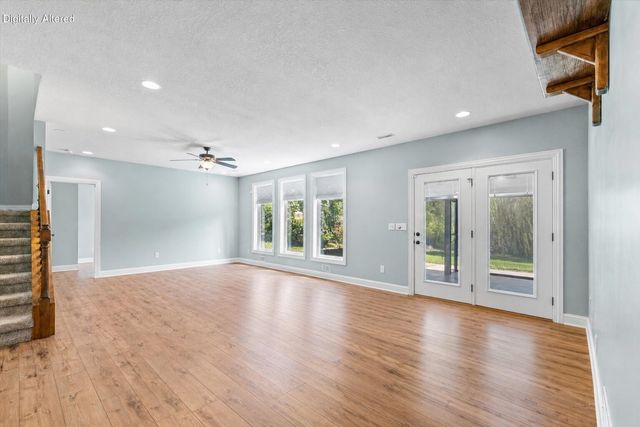6804 MONTAUK CT, Columbia, MO 65203