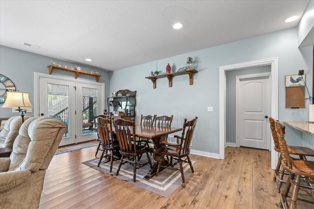 6804 MONTAUK CT, Columbia, MO 65203
