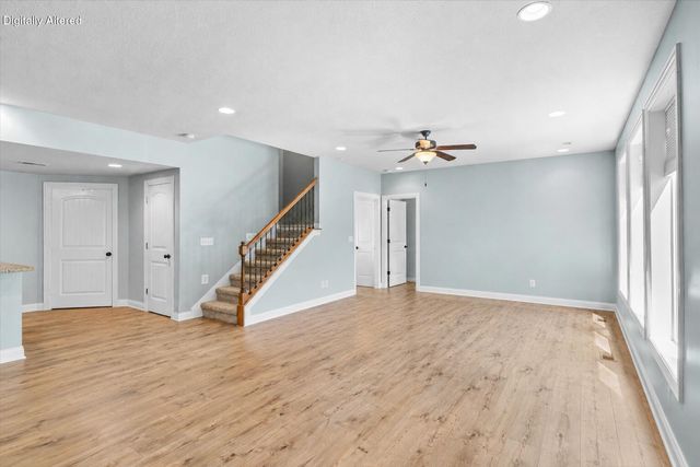 6804 MONTAUK CT, Columbia, MO 65203