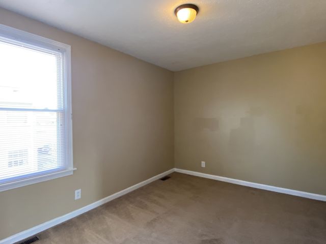 610 Commerce St Unit 16, Clarksville, TN 37040