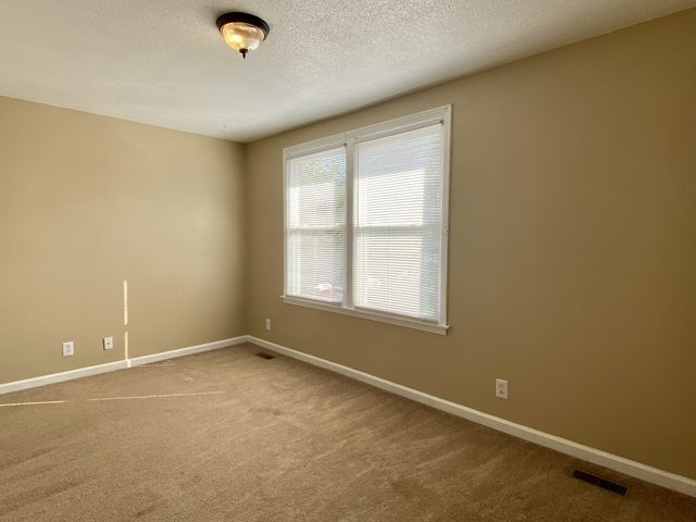 610 Commerce St Unit 16, Clarksville, TN 37040