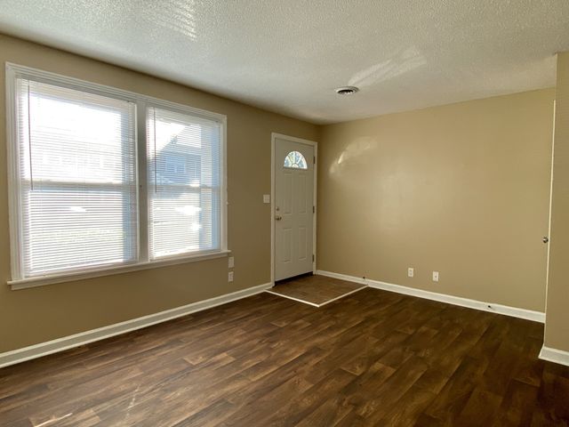 610 Commerce St Unit 16, Clarksville, TN 37040