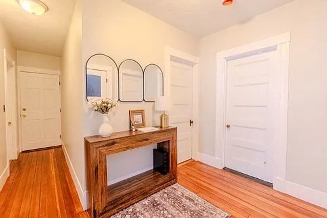 27R Albion 1, Somerville, MA 02143