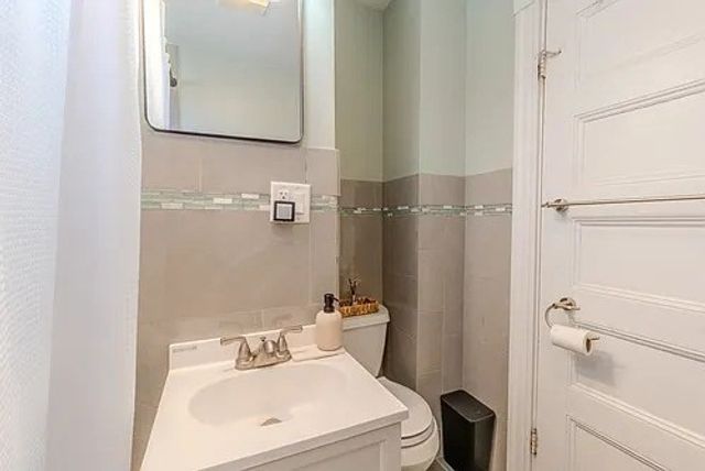 27R Albion 1, Somerville, MA 02143