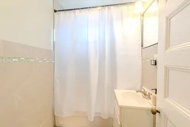 27R Albion 1, Somerville, MA 02143