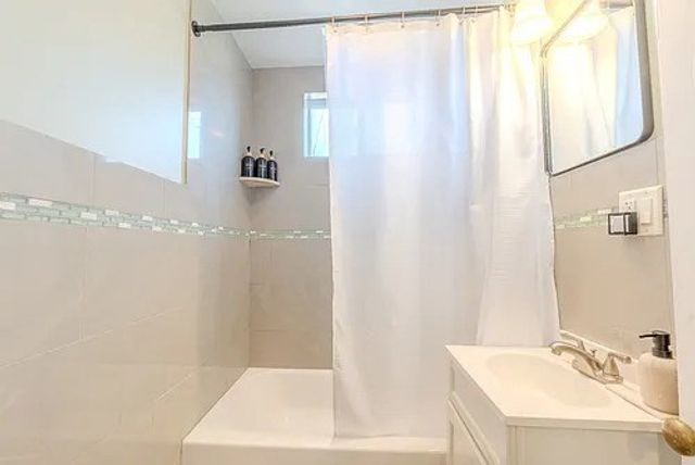 27R Albion 1, Somerville, MA 02143