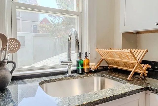 27R Albion 1, Somerville, MA 02143