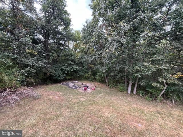 111 HOSTA, Martinsburg, WV 25401