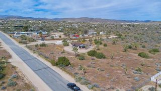 57222 Hillcrest Dr, Yucca Valley, CA 92284