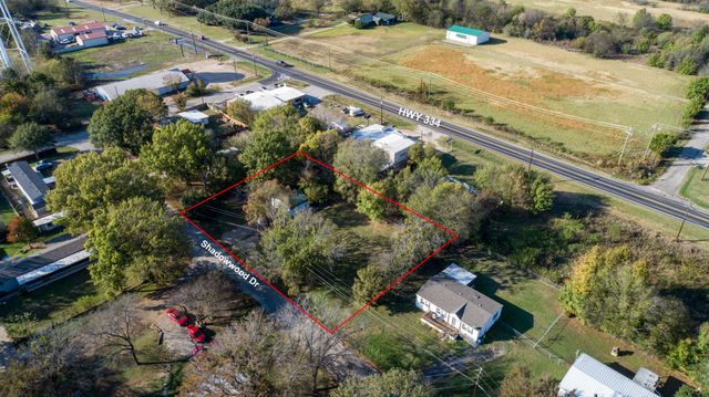 208 Shadowwood Street, Gun Barrel City, TX 75156