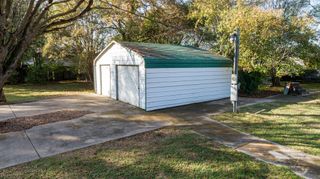 208 Shadowwood Street, Gun Barrel City, TX 75156