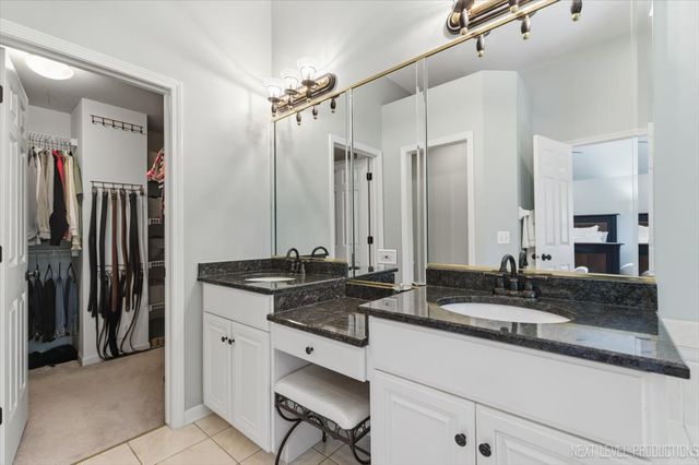 990 Pinecrest Drive, Sugar Grove, IL 60554