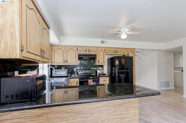 36276 Cedar Blvd, Newark, CA 94560