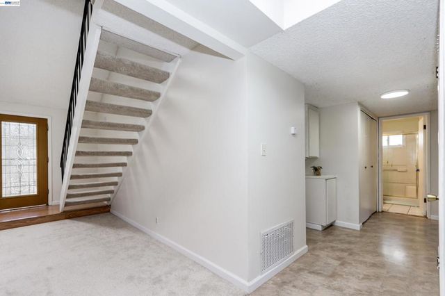 36276 Cedar Blvd, Newark, CA 94560
