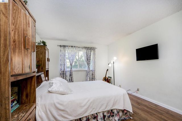36276 Cedar Blvd, Newark, CA 94560