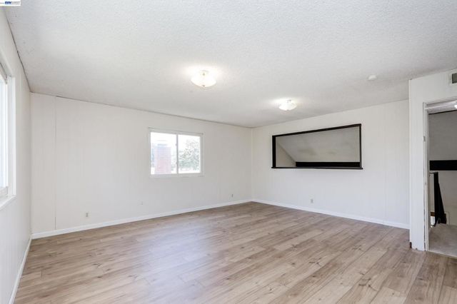36276 Cedar Blvd, Newark, CA 94560