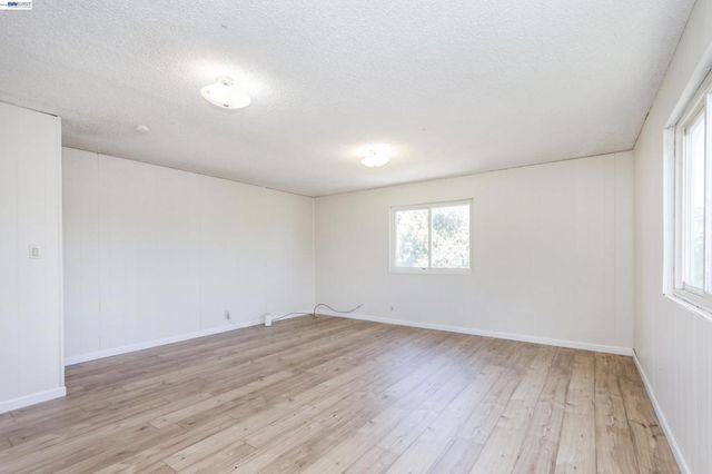 36276 Cedar Blvd, Newark, CA 94560