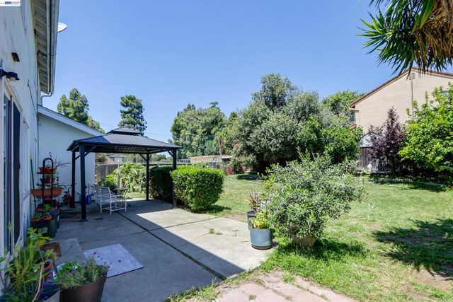 36276 Cedar Blvd, Newark, CA 94560