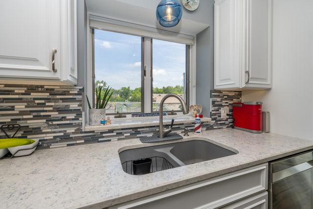 5791 Beech Street, Coloma Twp, MI 49038