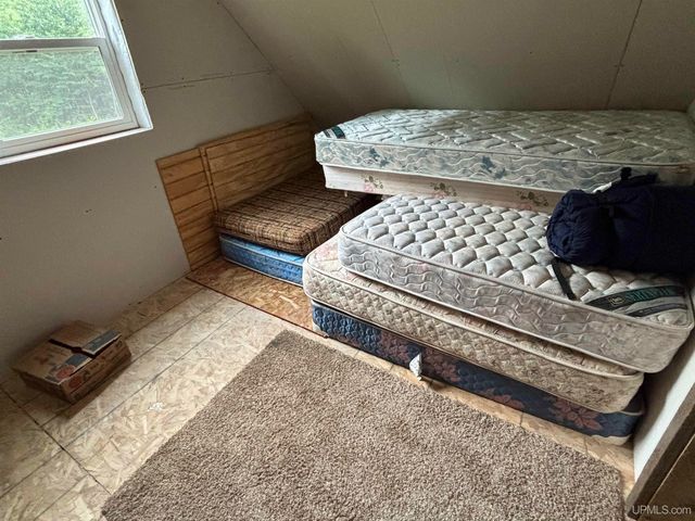 27221 Bootjack Road, Lake Linden, MI 49945