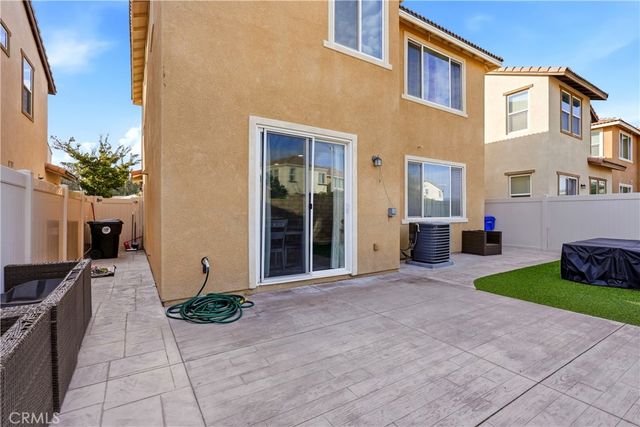 19718 Kamm Court, Canyon Country, CA 91351