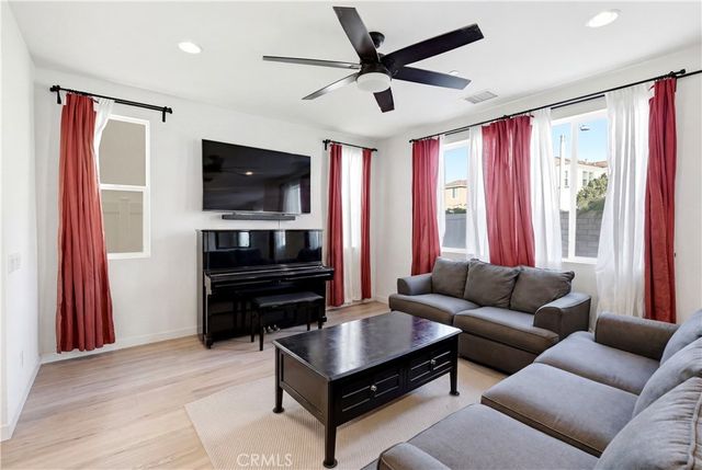 19718 Kamm Court, Canyon Country, CA 91351