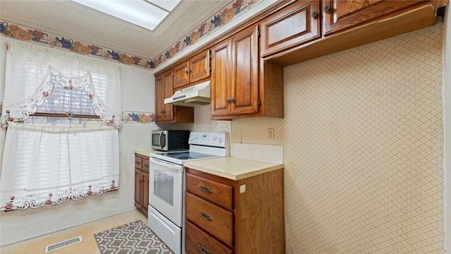 39 Estes Drive, Bella Vista, AR 72715