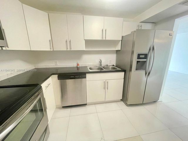 13155 Ixora Ct 201, North Miami, FL 33181