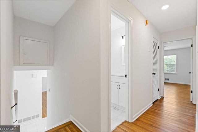 942 Hearthstone Drive, Stone Mountain, GA 30083