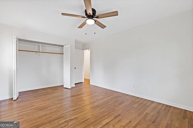 942 Hearthstone Drive, Stone Mountain, GA 30083