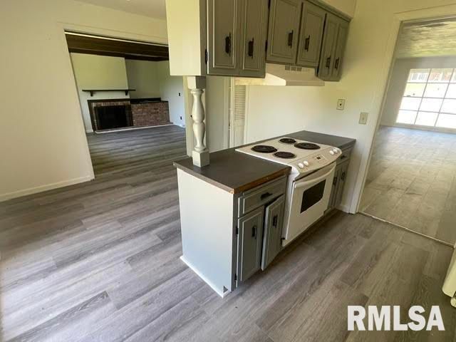 1402 - 1404 DAYTONA Drive, Peoria, IL 61614