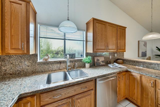 5208 Lincoln Villa Way, Fair Oaks, CA 95628