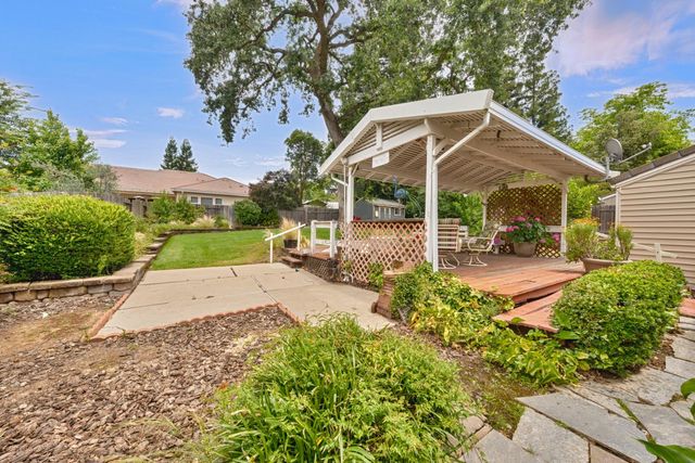 5208 Lincoln Villa Way, Fair Oaks, CA 95628