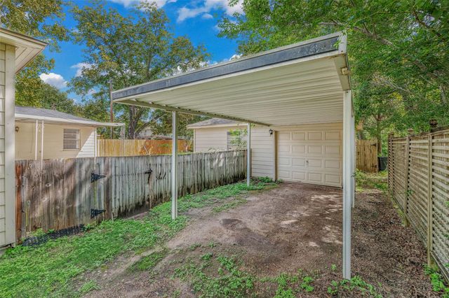 1116 Kettler St, Navasota, TX 77868