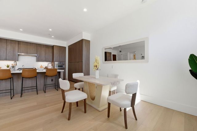 4880 El Camino Real 23, Los Altos, CA 94022