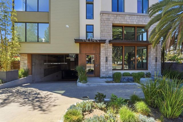 4880 El Camino Real 23, Los Altos, CA 94022