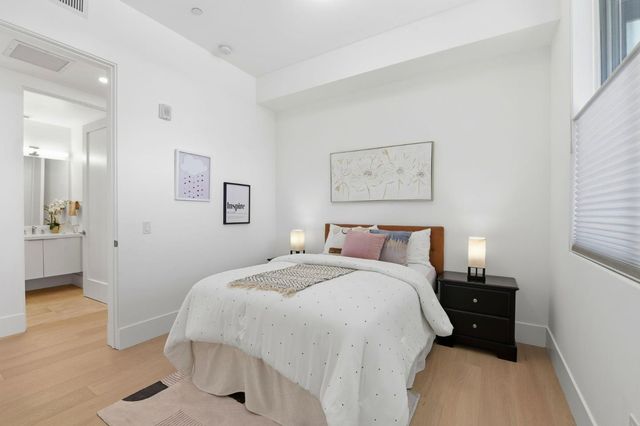 4880 El Camino Real 23, Los Altos, CA 94022