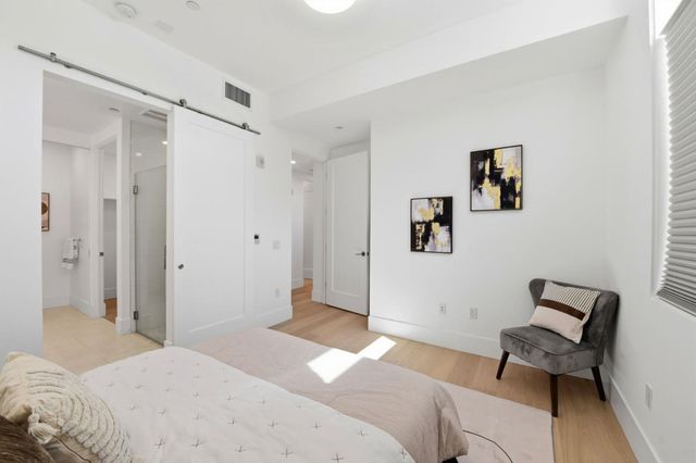 4880 El Camino Real 23, Los Altos, CA 94022