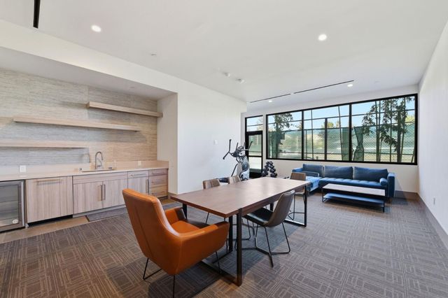 4880 El Camino Real 23, Los Altos, CA 94022