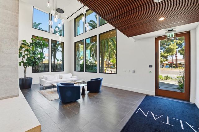 4880 El Camino Real 23, Los Altos, CA 94022