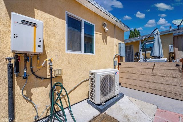 6824 Marcelle Street, Paramount, CA 90723