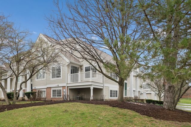 151 Lucerne Court 12-4, Wheeling, IL 60090