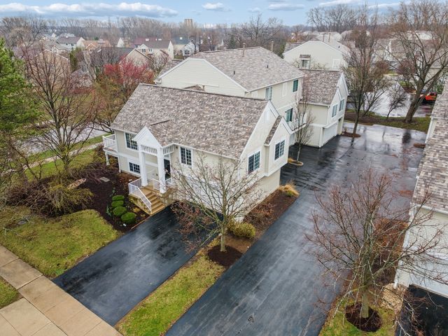 151 Lucerne Court 12-4, Wheeling, IL 60090