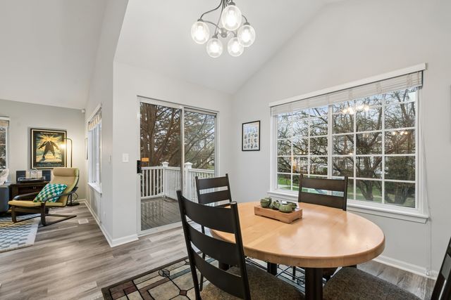 151 Lucerne Court 12-4, Wheeling, IL 60090