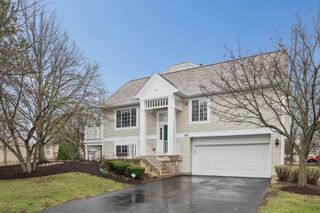 151 Lucerne Court 12-4, Wheeling, IL 60090