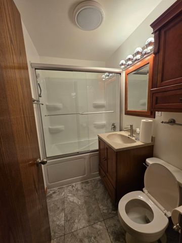 3241 Kenwood Street, Hammond, IN 46323