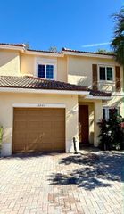 3262 NW 31st Terrace, Oakland Park, FL 33309