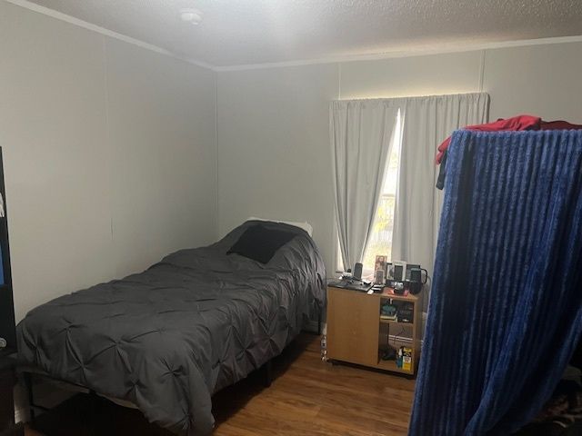 3503 Elaine Avenue, Park City, IL 60085