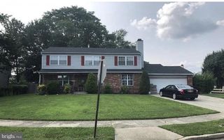 114 CARNATION DR, Woodbury, NJ 08096