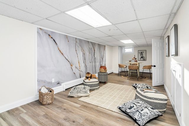 15 Pinewood Rd, Tewksbury, MA 01876